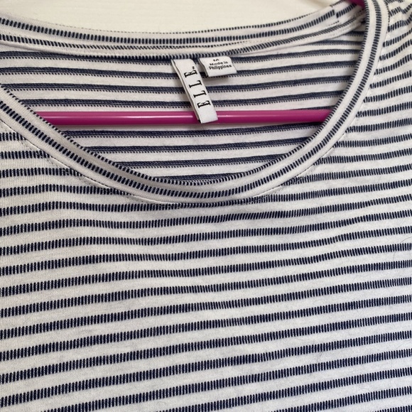 Elle 3/4 length sleeve shirt with lace detail - Picture 5 of 5